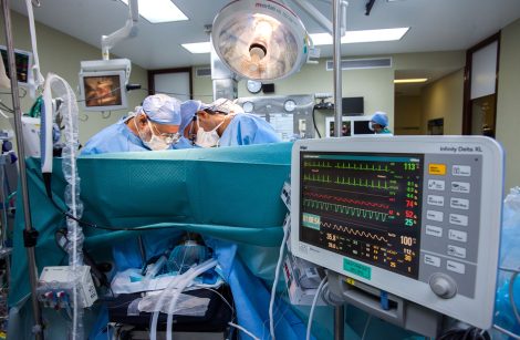 when is endometriosis an emergency